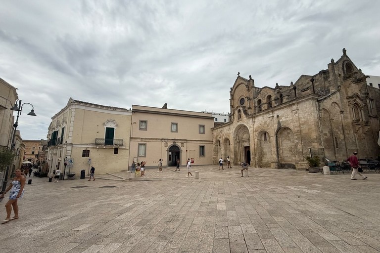 Immagine del post 25688 - Matera Una scultura in via San Biagio per Matera2026 - Matera