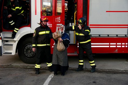Immagine del post 570 - Matera Nel comando dei vigili del fuoco la tradizionale Befana - Matera