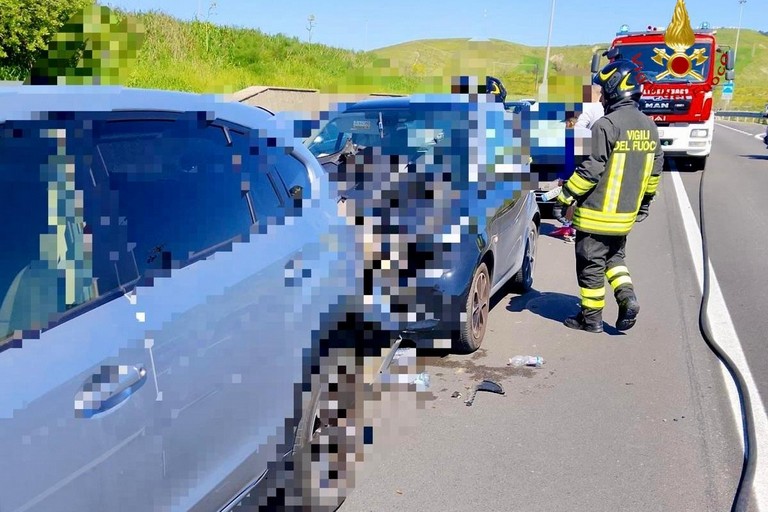 Tamponamento a catena sulla statale 7 - Matera