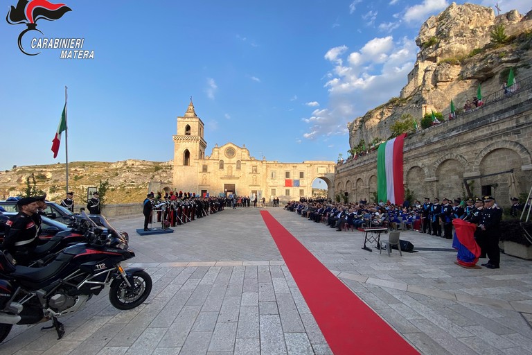 Immagine del post 8102 - Matera Festa dei Carabinieri, presentati i risultati operativi - Matera