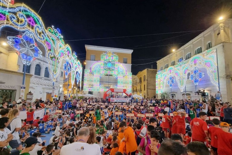 Minibasket in piazza: 48 squadre da tutto il mondo - Matera