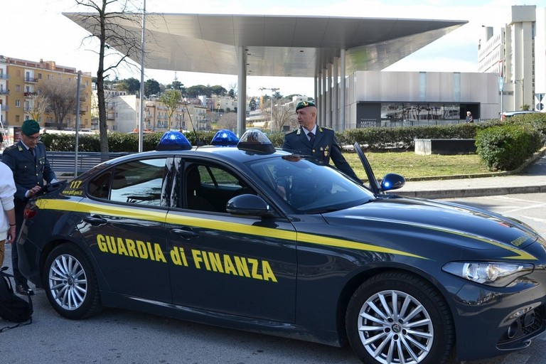 Immagine del post 21322 - Matera Ventenne arrestato per spaccio di droga - Matera