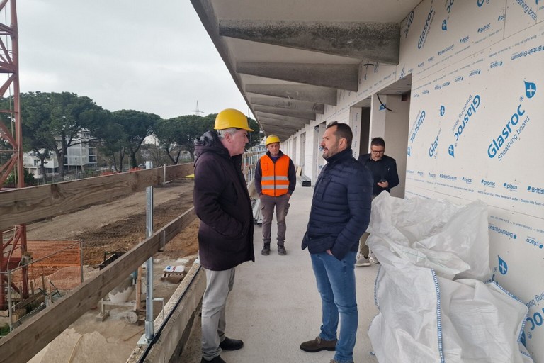 Immagine del post 18265 - Matera Sopralluogo al cantiere del campus studentesco - Matera