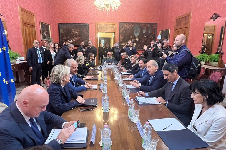 Immagine del post 7299 - Matera Ministro Piantedosi a Matera per comitato sicurezza - Matera