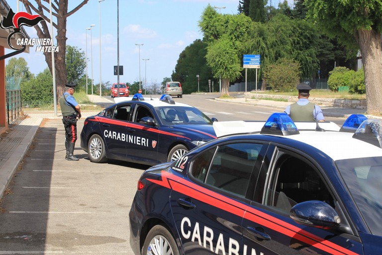 Immagine del post 4537 - Matera Tenta di estorcere soldi a un commerciante, arrestato - Matera
