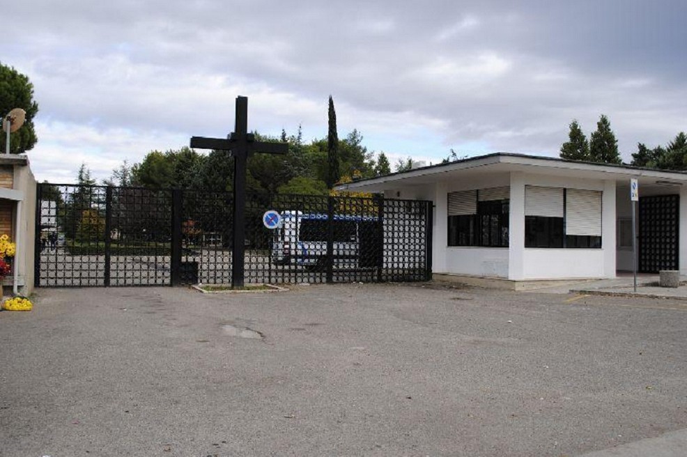 Immagine del post 14407 - Matera Comune di Matera: avviso per i loculi del cimitero - Matera
