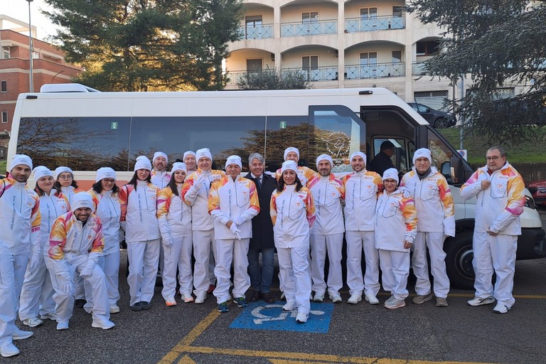 Immagine del post 15421 - Matera Milano-Cortina: la fiamma olimpica accolta a Matera - Matera