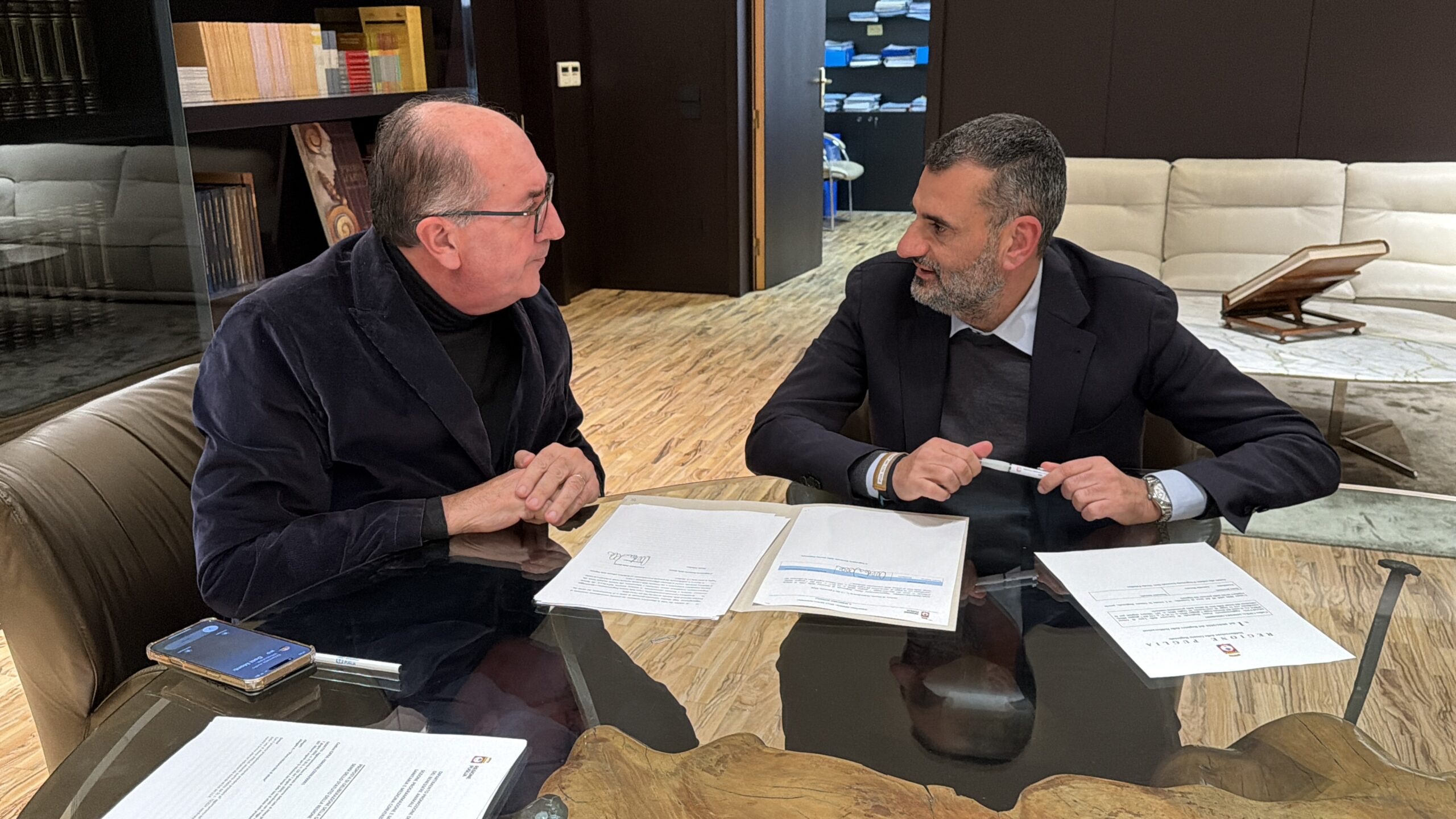 Immagine del post 15801 - Santeramo in Colle Decaro firma il provvedimento sulle liste d’attesa: «Bisogna abbatterle con la collaborazione di tutti» - Santeramo in Colle