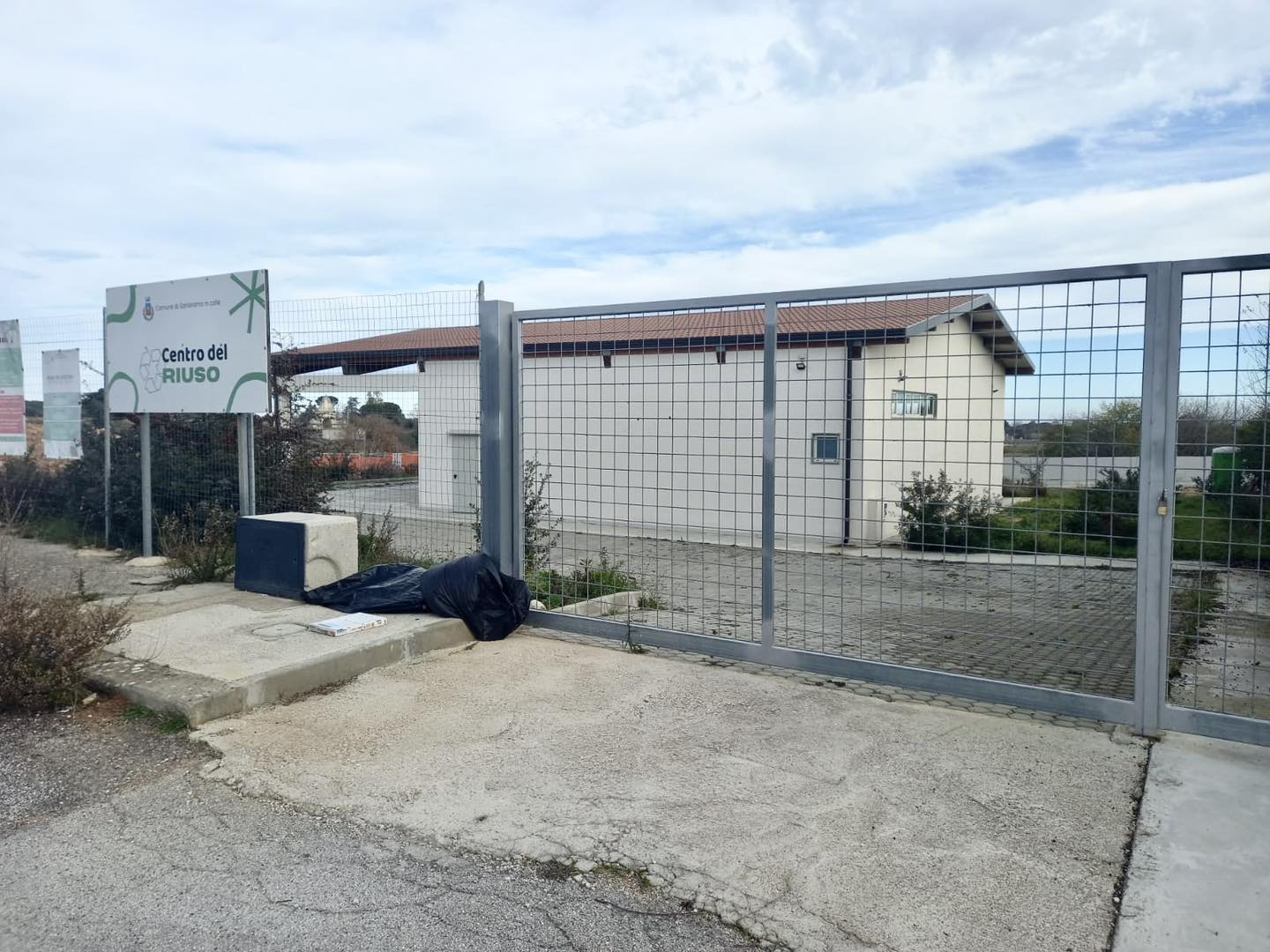 Immagine del post 830 - Santeramo in Colle Centro del riuso, il M5S: «Struttura chiusa da novembre. L’amministrazione Casone non ha pensato a rinnovare la gestione» - Santeramo in Colle
