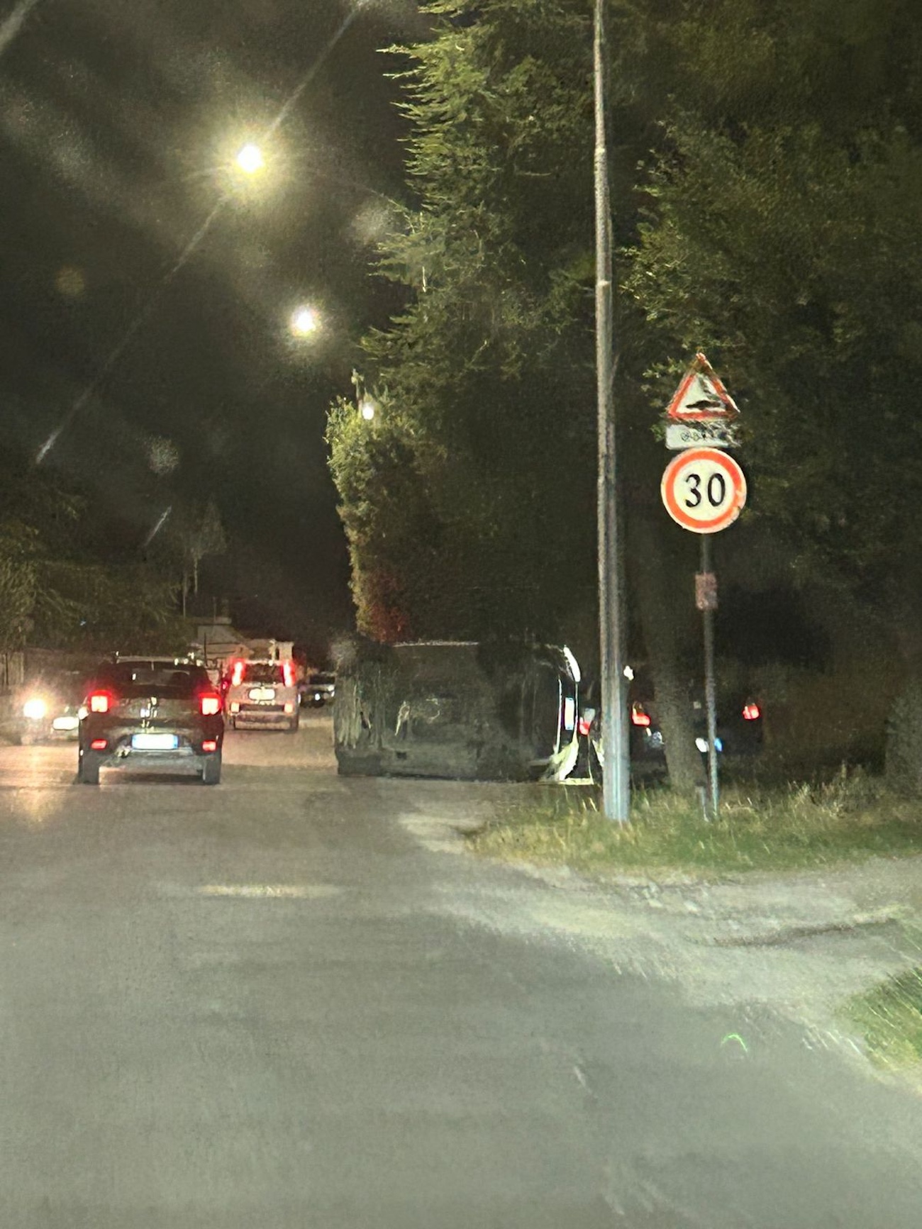 Incidente su via Matera. Un’auto ribaltata - Santeramo in Colle