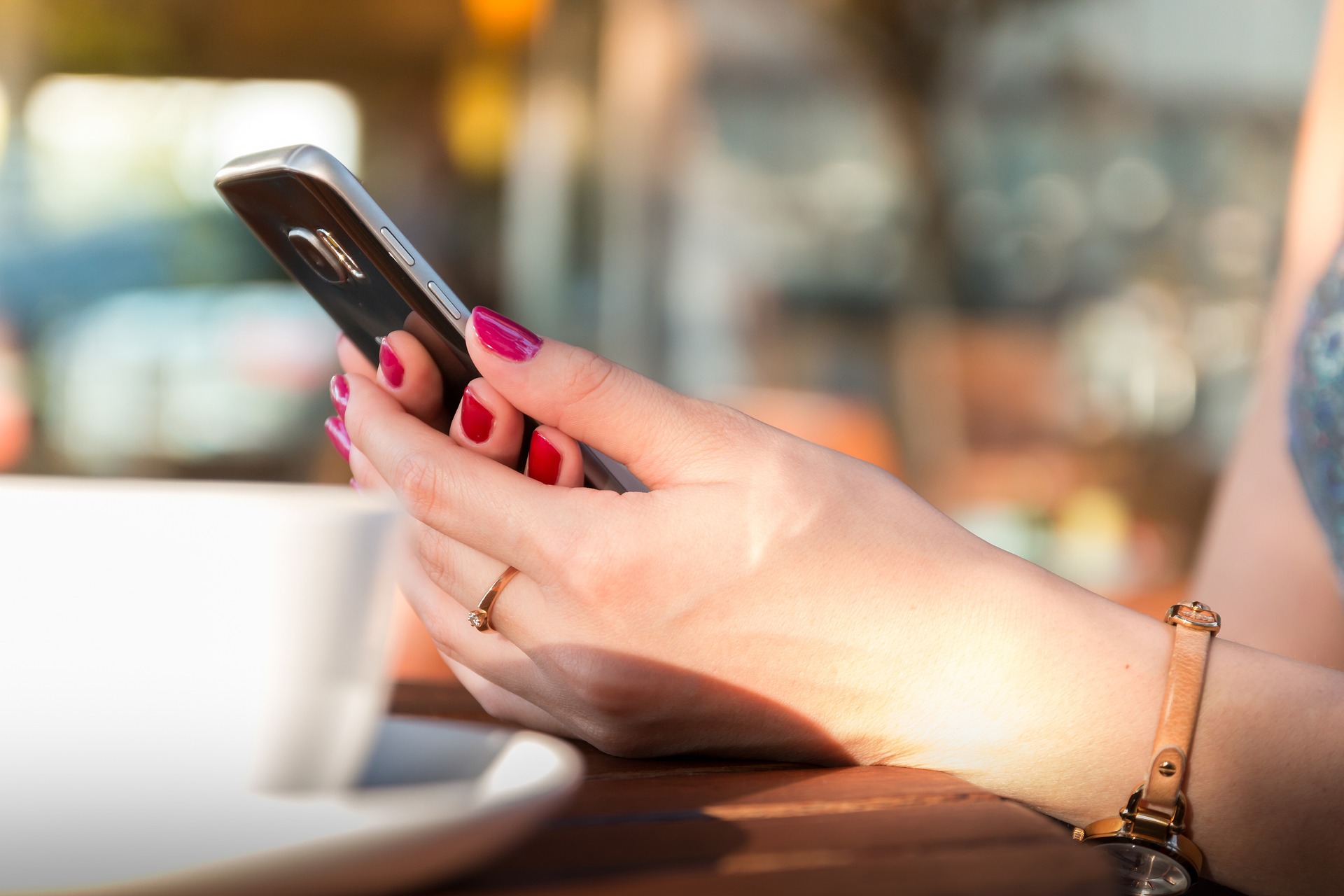 Immagine del post 4200 - Santeramo in Colle Segnalazioni dei cittadini, riattivato il numero whatsapp dedicato - Santeramo in Colle