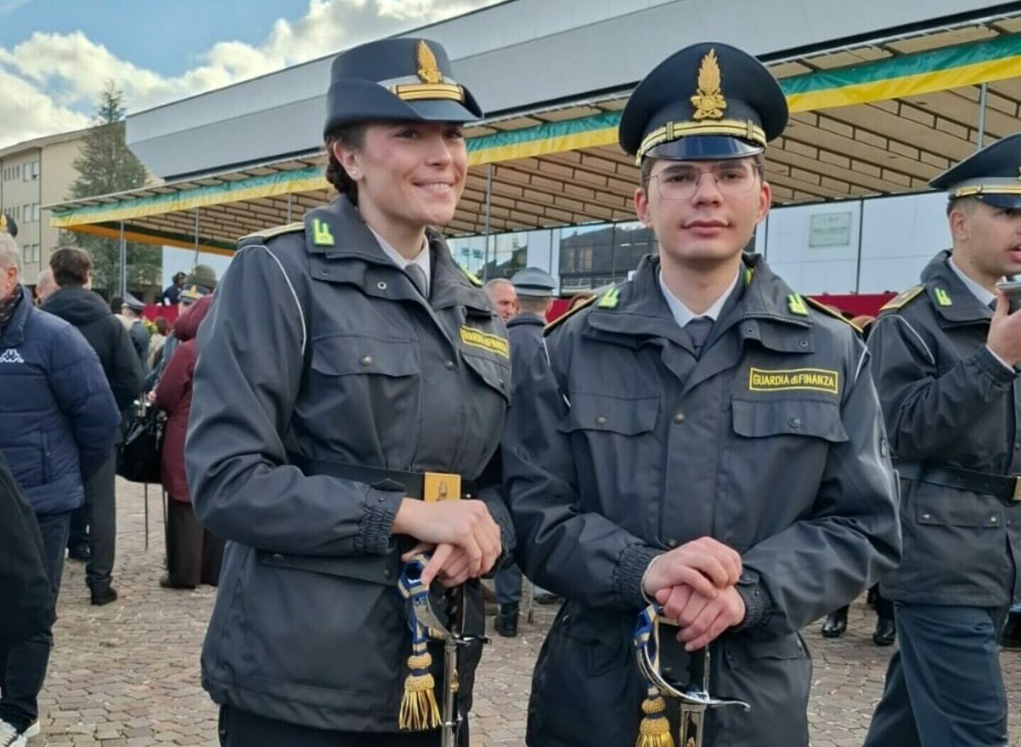 Immagine del post 15289 - Santeramo in Colle Francesca Lella e Silvio Porfido neo marescialli della Guardia di Finanza - Santeramo in Colle